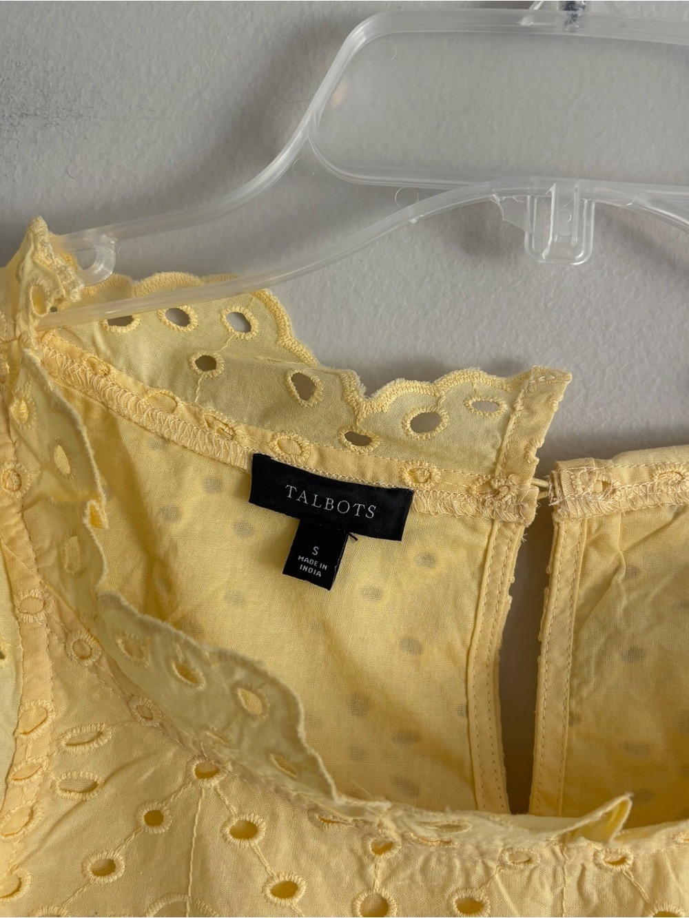 Talbots Yellow Eyelet Scalloped Tank Top Size S - Picture 2 of 6